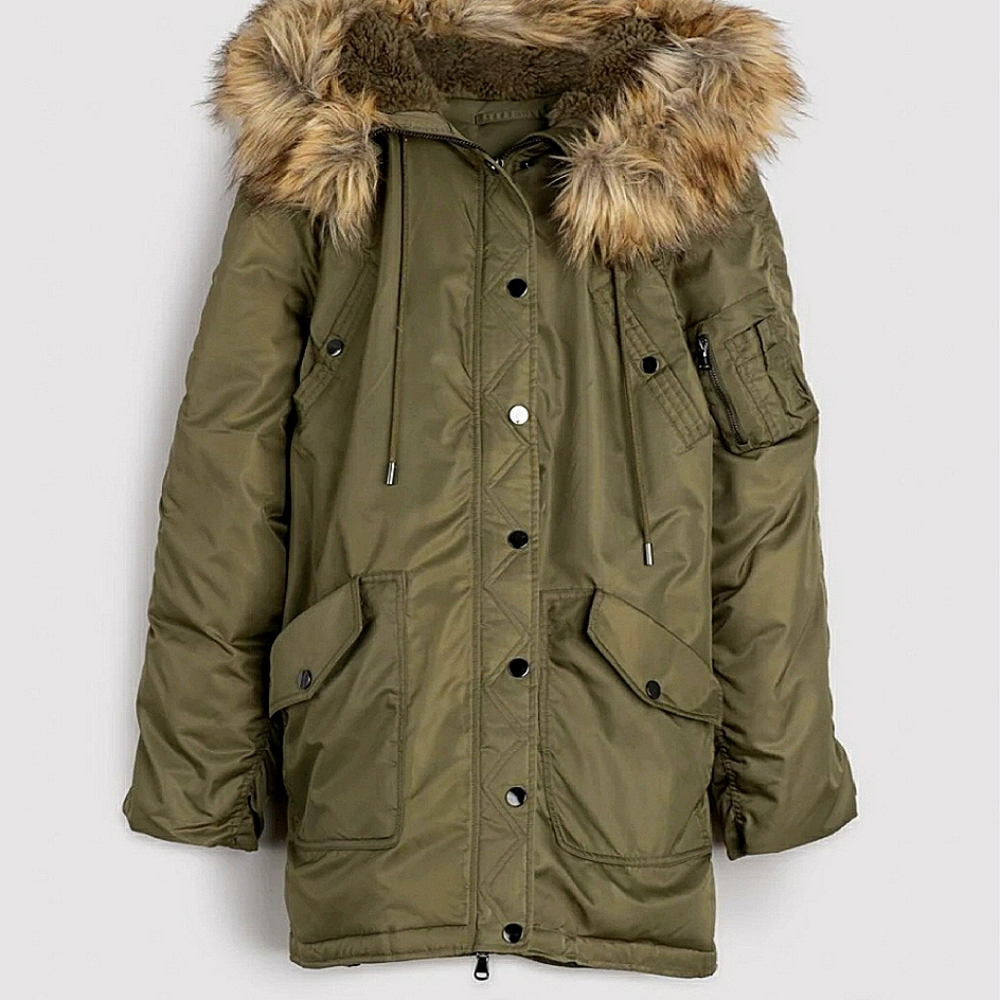 Unsubscribed, Size M, Green